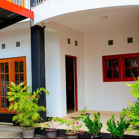 Hotel Indaura Ettukala Luaran gambar