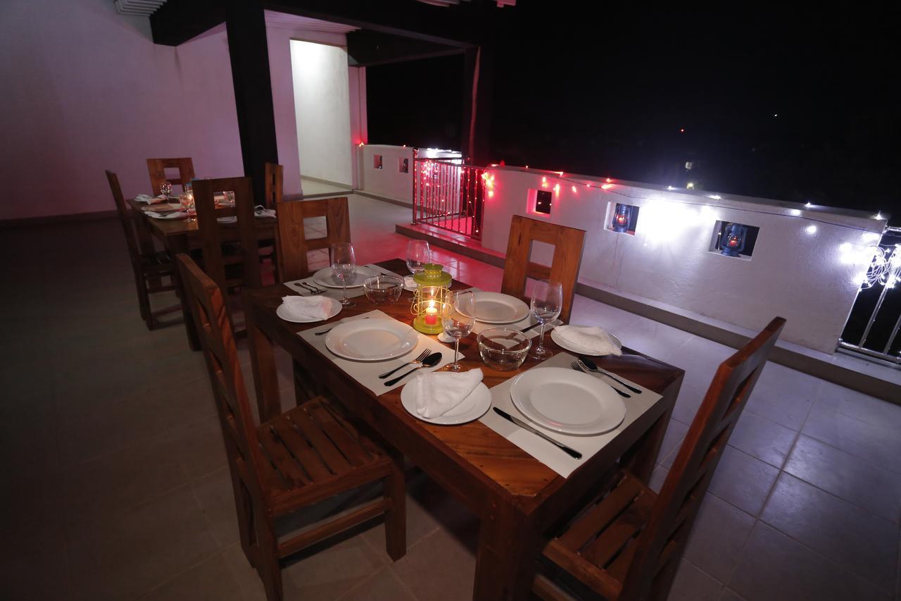Hotel Indaura Ettukala Luaran gambar