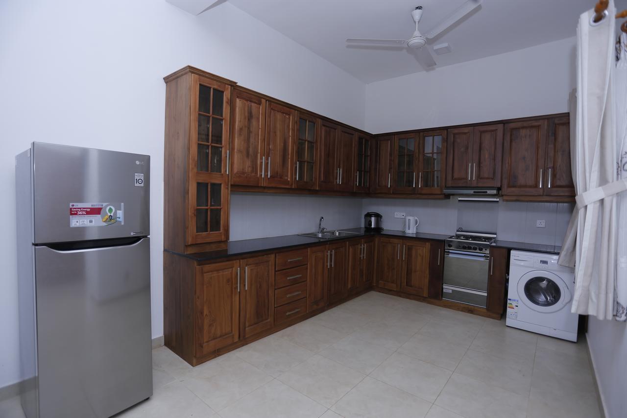Hotel Indaura Ettukala Luaran gambar