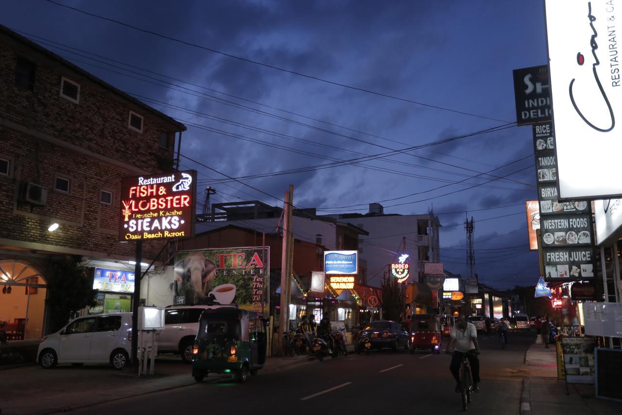 Hotel Indaura Ettukala Luaran gambar
